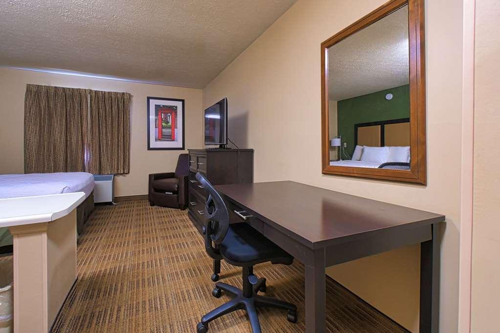 Suburban Studios Louisville East Habitación foto