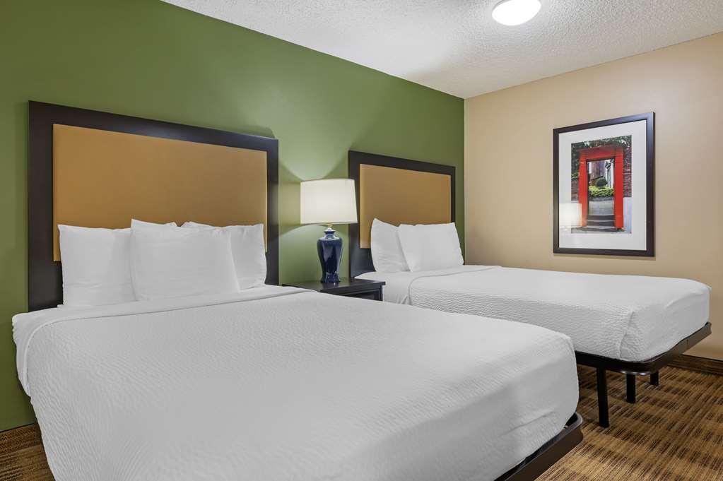 Suburban Studios Louisville East Habitación foto